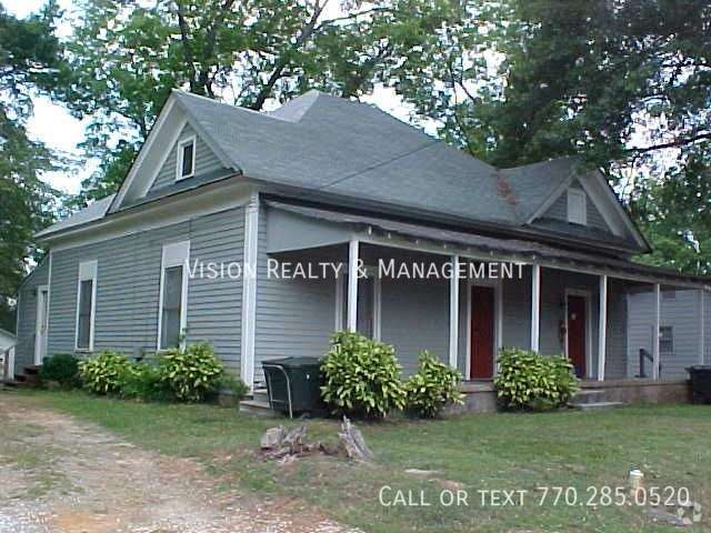 Building Photo - 112 B Peachtree St Rental