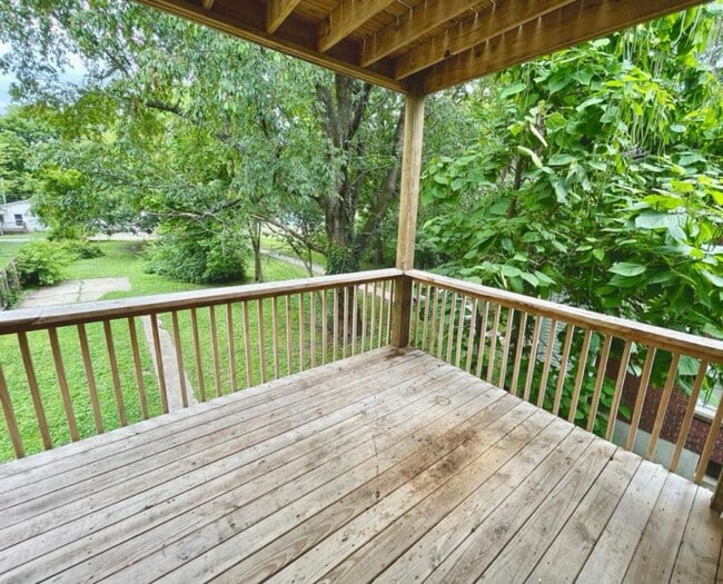 Photo - 1425 S Brook St