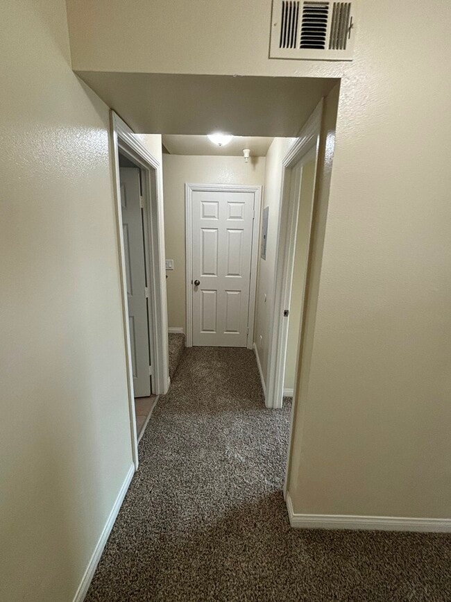 Photo - 216 E 97th St