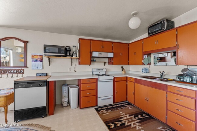 Photo - 757 Oleander St