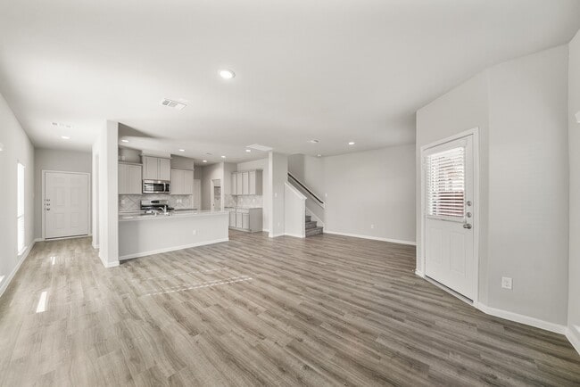 13434 Lucky Bill Ln