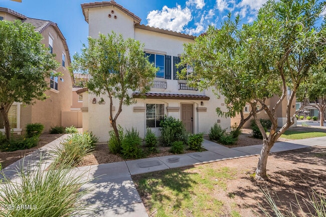 Building Photo - 753 N Port Dr Rental