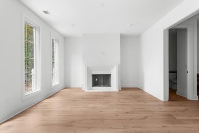 Photo - 1814 Stewart Pl