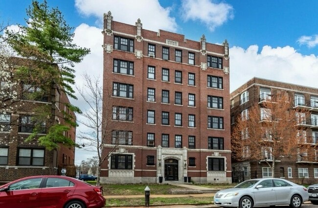 Photo - 5616 Pershing Ave Unidad 5616-11 Pershing Ave Rental