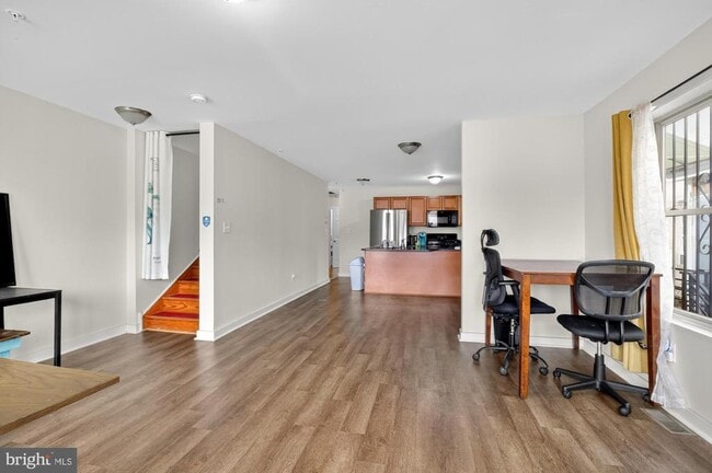 Photo - 602 N 43rd St