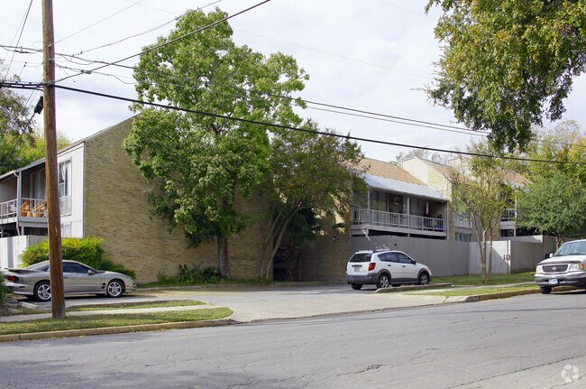Alamo Heights