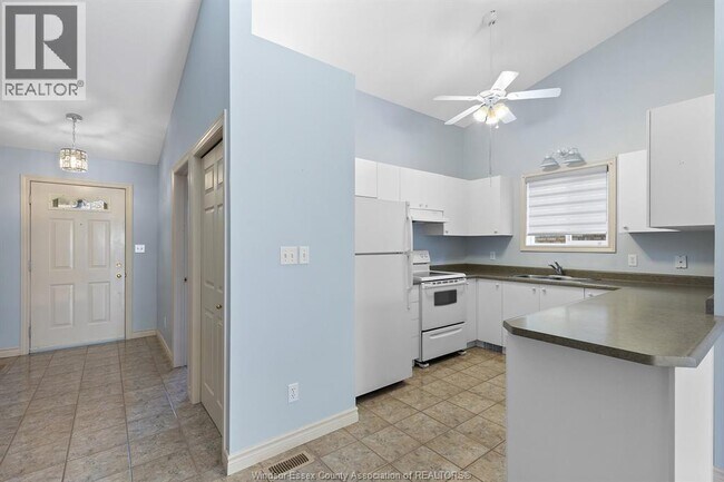 Photo - 11429 Arvilla St