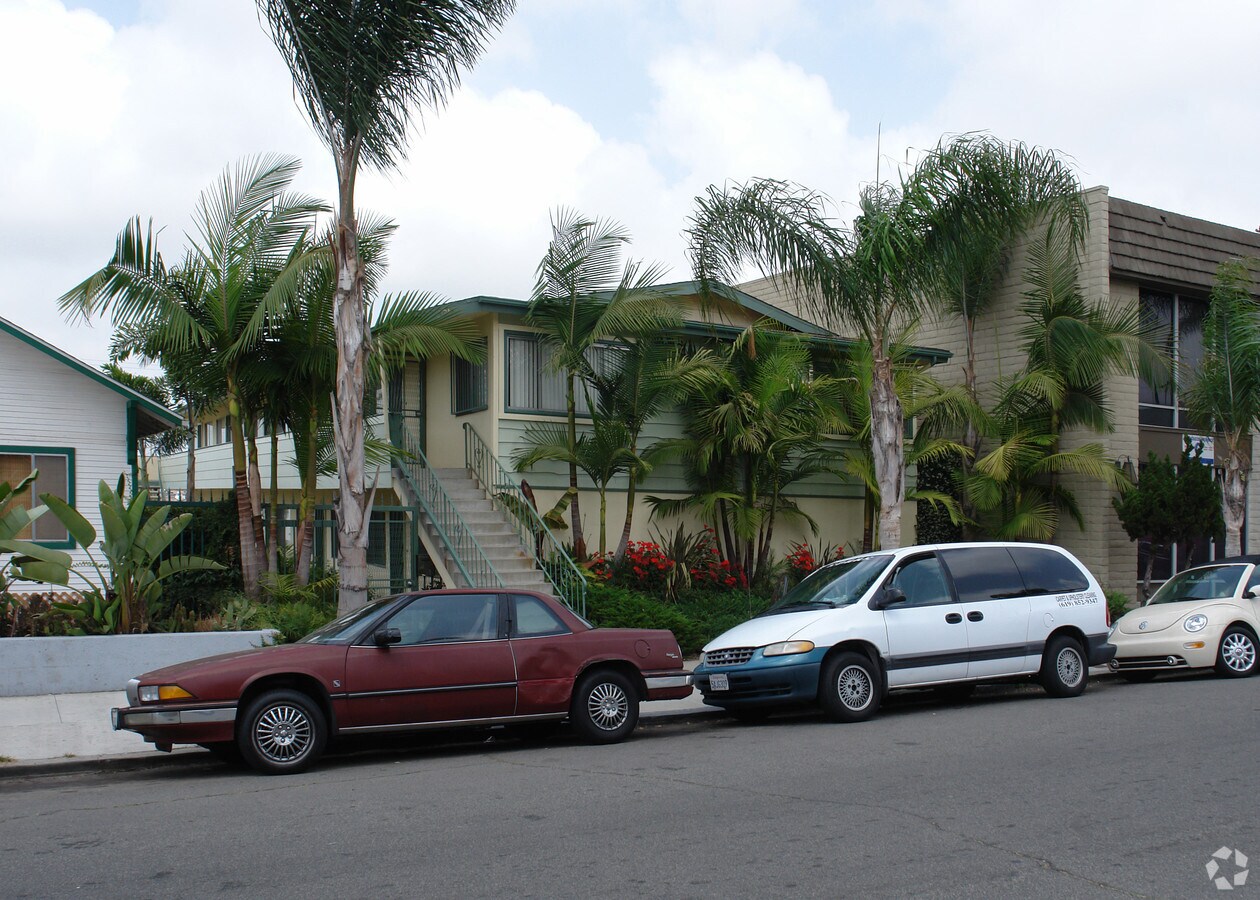 Photo - 3918 Oregon St