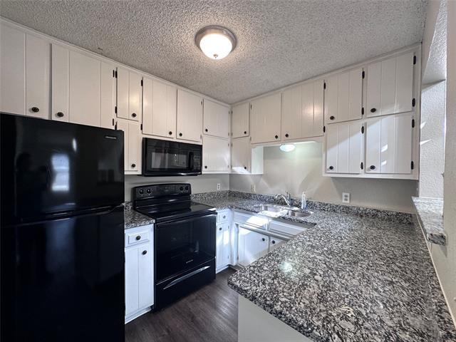 Photo - 1110 Lynn St