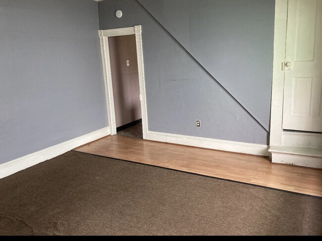 Building Photo - 653 Morgan St Unit #1 Garden View Apartment