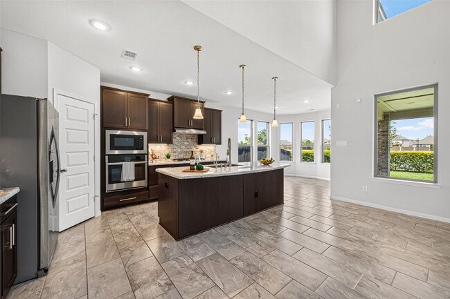 Photo - 923 Orange Zest Ln