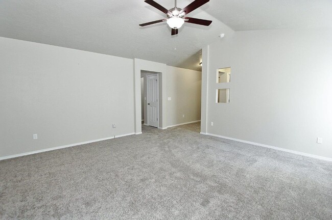 Photo - Beautiful Home in Meridian: Available Now!