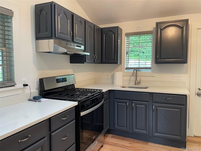 Photo - 41 Chestnut Ave