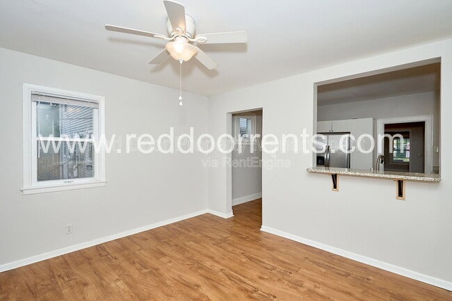 Photo - 4704 N College Ave