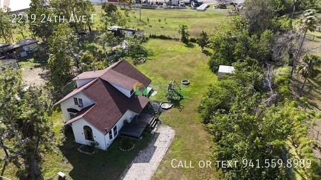 Photo - 2219 24th Ave E