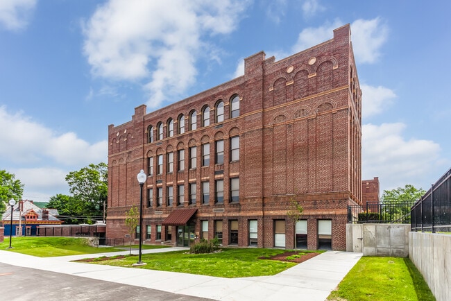 Photo - Academy Place Apartments