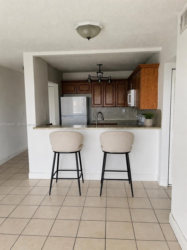 Photo - 8075 NW 7th St Unidad 520