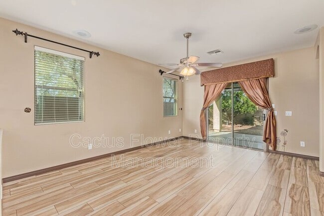 Photo - 2624 W Beautiful Ln