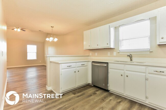 Photo - 2715 Oxford Hall Ave