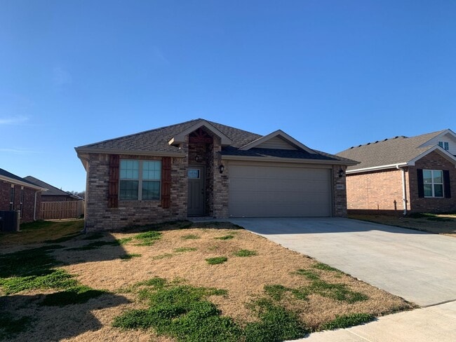 Photo - 6009 NW Hancock St