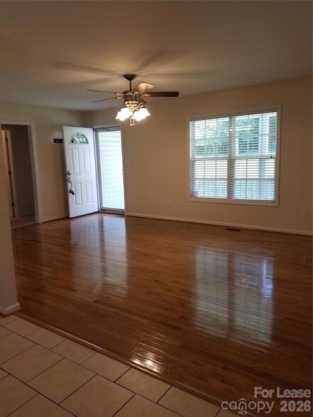 Photo - 104 E Pine St