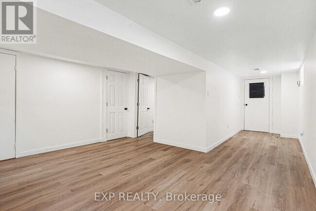 Photo - 82 Howick Ave