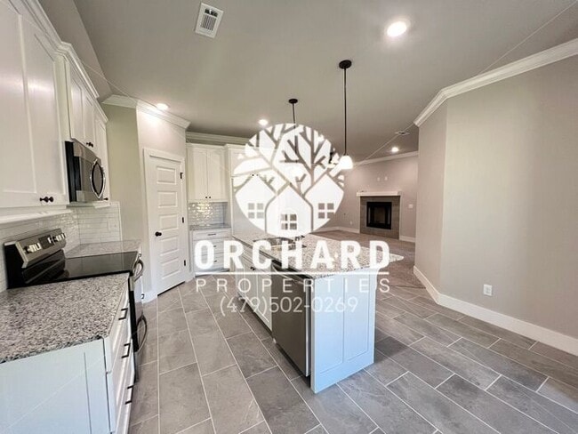 Photo - Single-Family Home- Beautiful 4 Bedroom Alderwood Plan