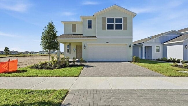 Building Photo - 5932 NW Sweetwood Dr