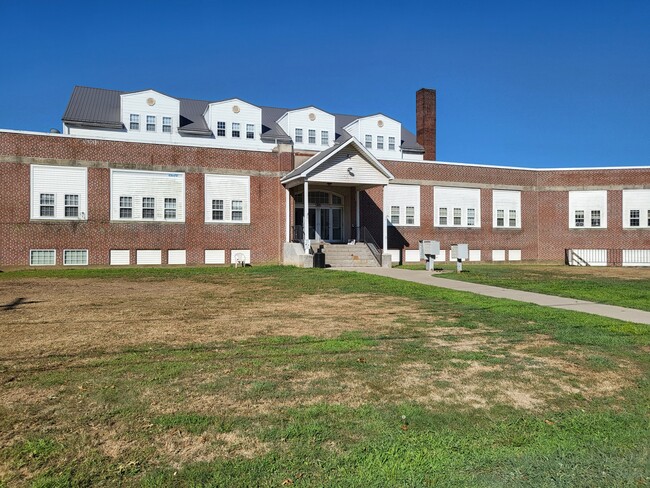 Photo - Mifflin Manor Apartments