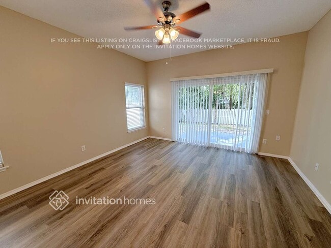 Photo - 1710 Mandavilla Dr