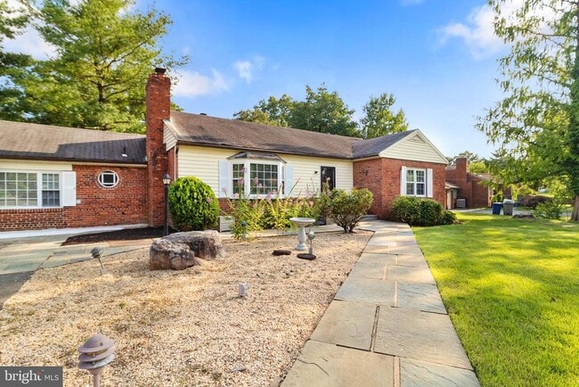 Photo - 5601 Dawes Ave