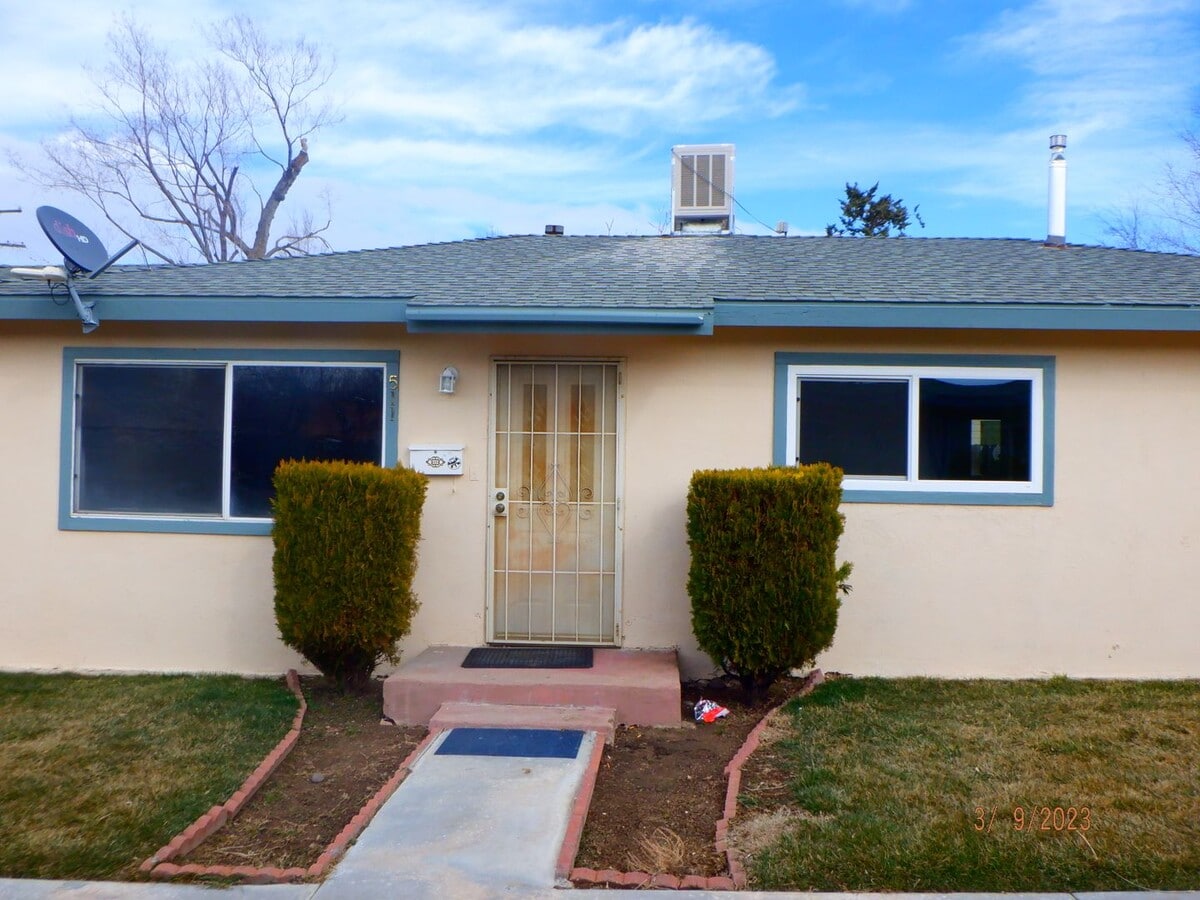 Charming 3 Bed 1 Bath Home in Downtown Teh... - Charming 3 Bed 1 Bath Home in Downtown Teh...