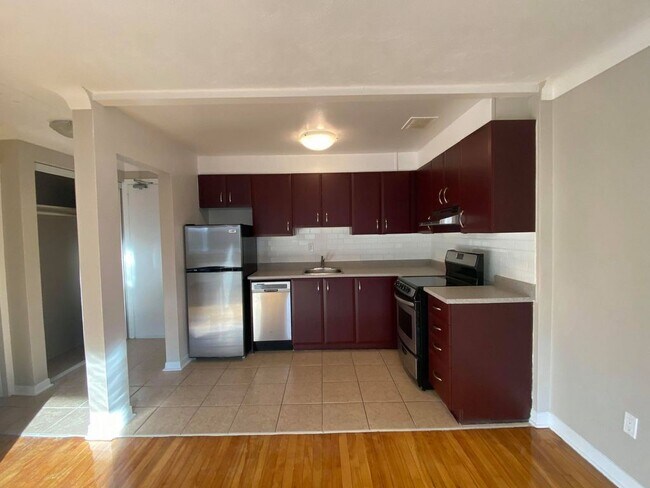 Photo - Arbor Village - 1196 Shillington