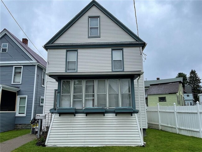 Photo - 156 Leach Ave