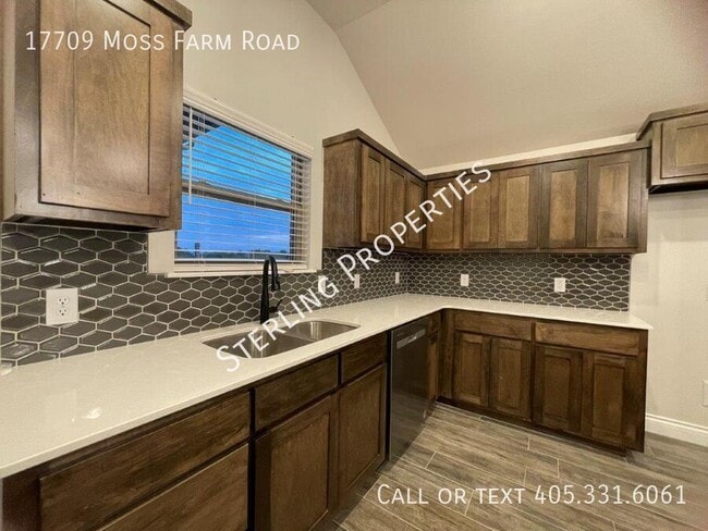 Photo - 17709 Moss Farm Rd