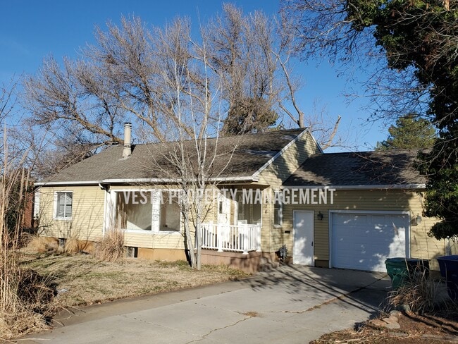 Building Photo - 1516 36th St