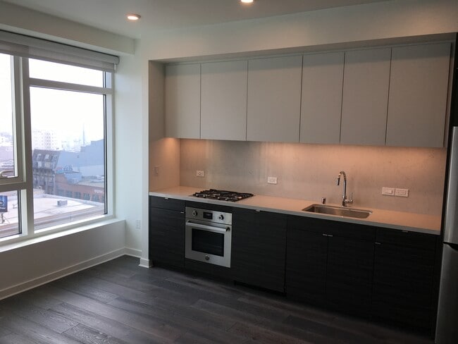 Photo - 1688 Pine St Unit E-904