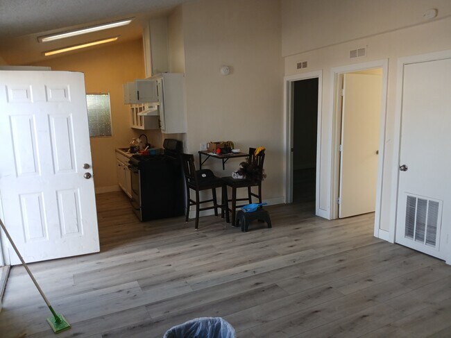 332 Stewart St Unidad 332 Stewart St