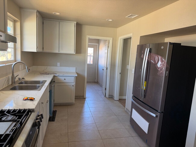 Photo - 418 N Elmwood Ave