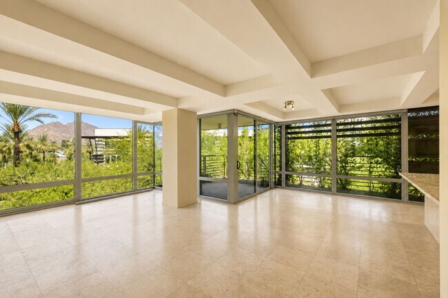 Photo - 7121 E Rancho Vista Dr