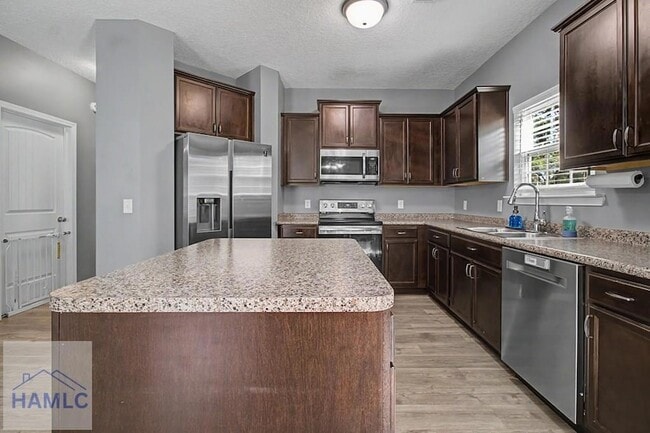96 Griffin Rd