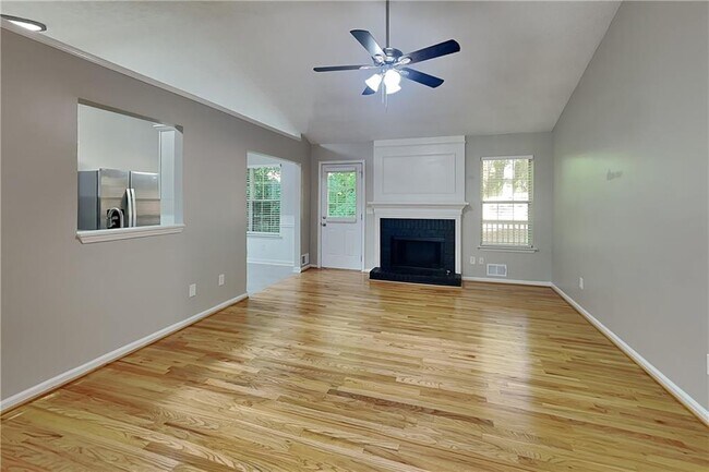 Photo - 5039 Wesleyan Dr