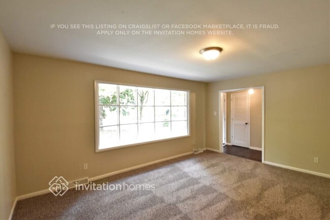 Photo - 1447 McIlroy Rd