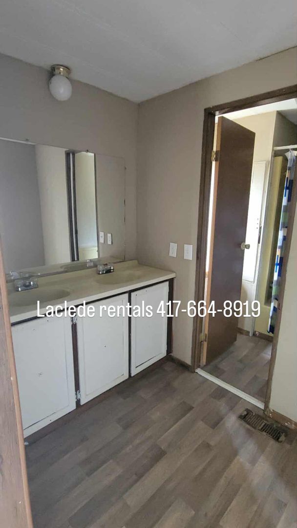 Photo - 215 N Olive St