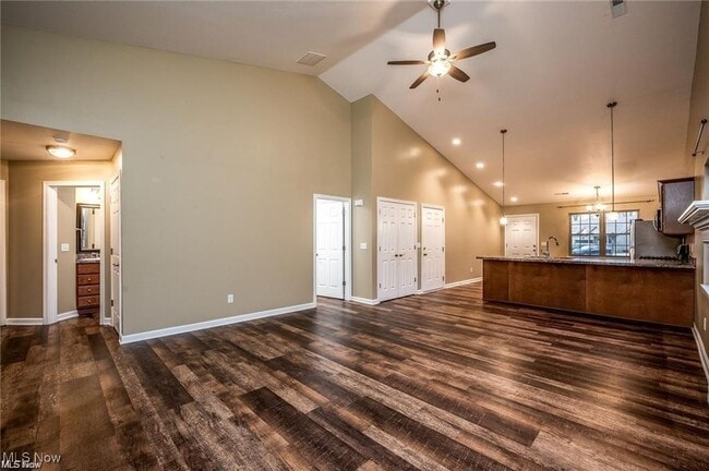 Photo - 42 Hawks Lndg