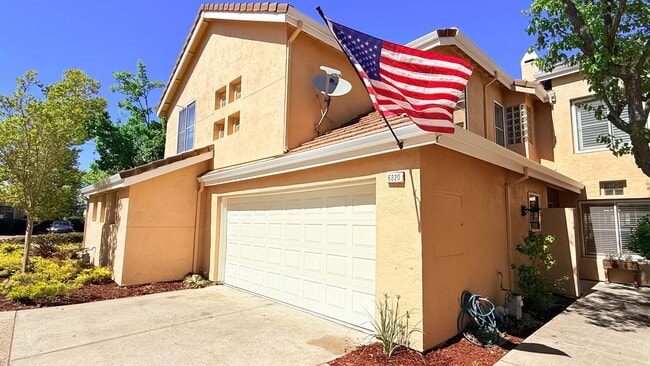 Building Photo - Gorgeous Two (2) Suites--- Executive Style 2BD/2.5BA + Loft, Two-Story TH at The Lake at Canyon L...