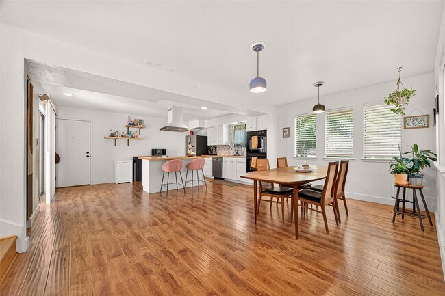 Photo - 1422 Chardonnay Dr