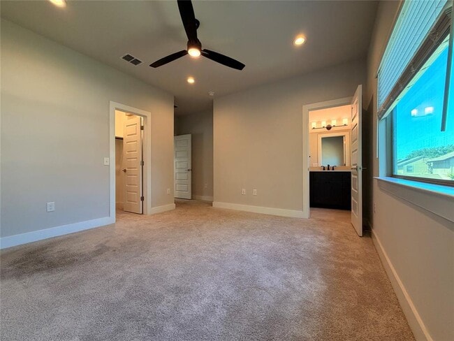 Photo - 3411 Willow Springs Rd