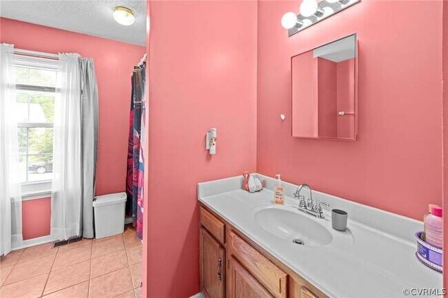 Photo - 4231 Montclair Rd