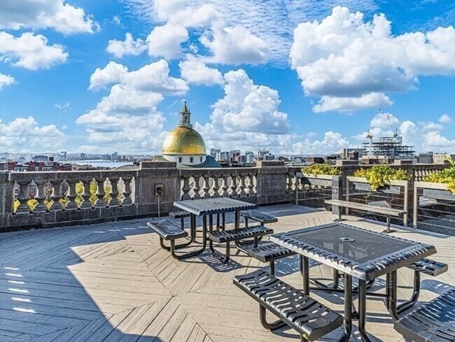 Photo - 21 Beacon St Unit 11A